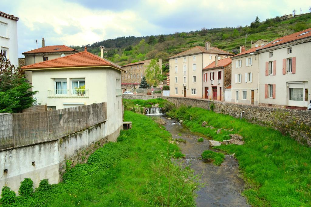 La Mezzanine Apartment Satillieu Екстериор снимка